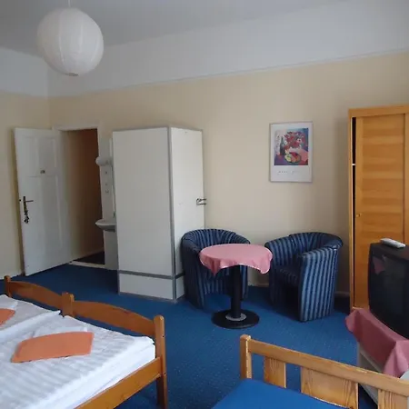 Gasthof Hotel-pension Austriana Berlin
