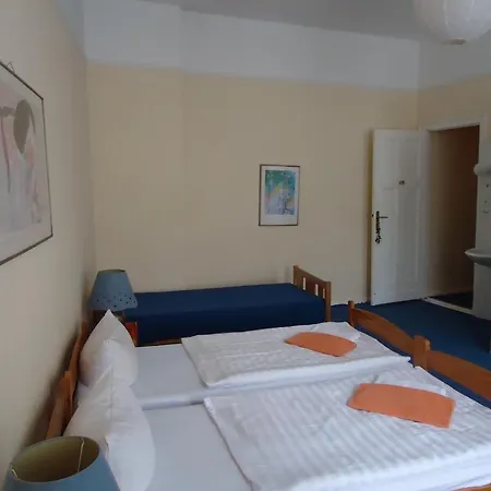 Hotel-pension Austriana Gasthof 2*