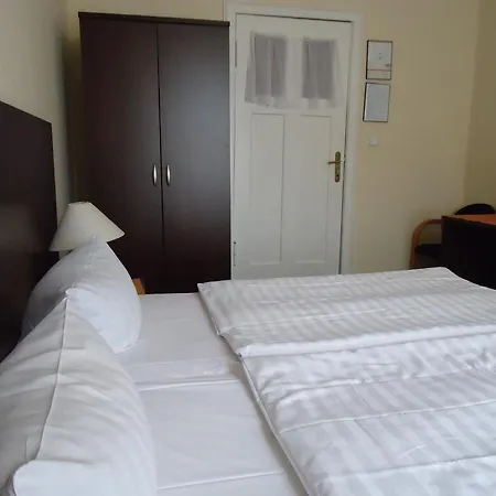 Gasthof Hotel-pension Austriana Berlin
